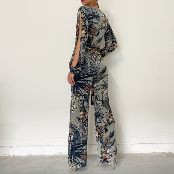 Sage navy pink floral jumpsuit - Picture 5 of 5